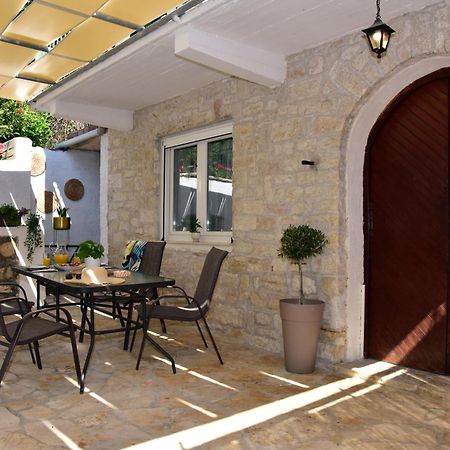 Karmela'S Cottage By Corfuescapes Agios Ioannis Peristeron  Bagian luar foto